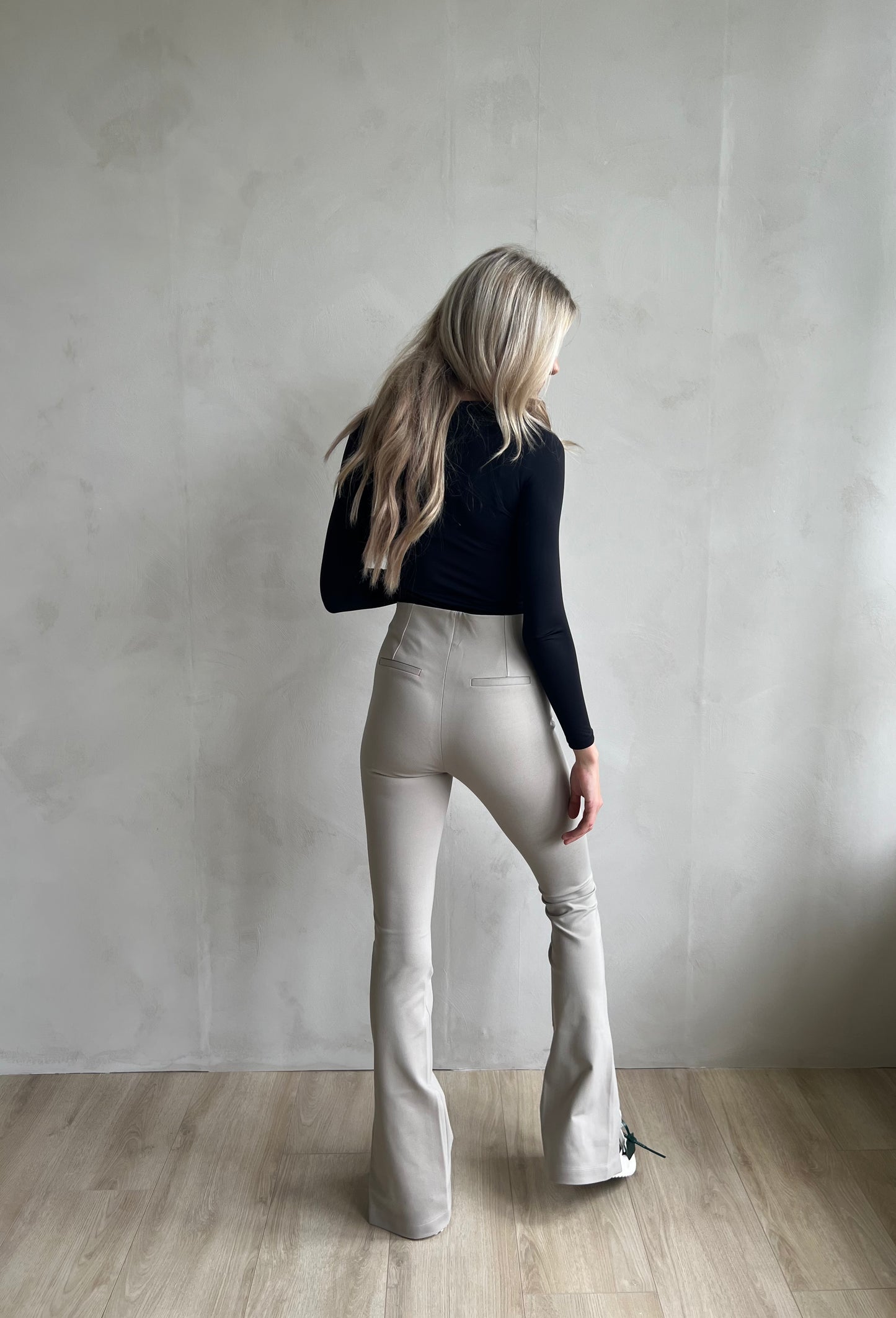TIGHT SPLIT