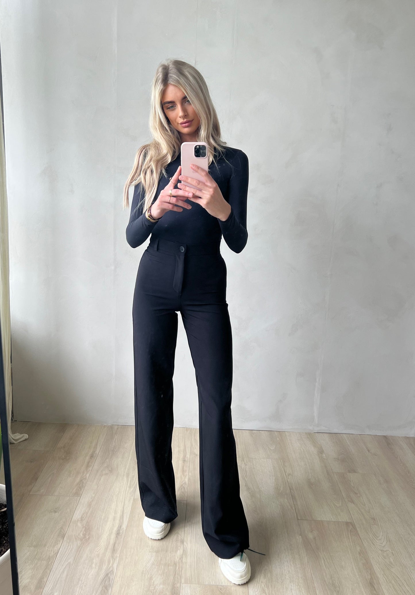 WIDE LEG